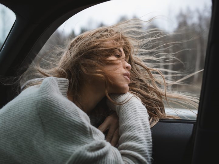 Pourquoi a-t-on du mal à oublier son amour de jeunesse ?
