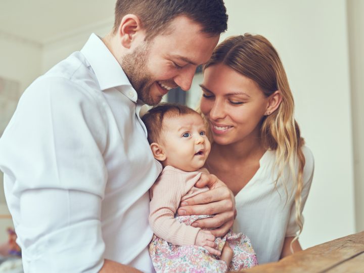 Voici les 12 Vérités sur votre relation amoureuse après l’arrivée de bébé