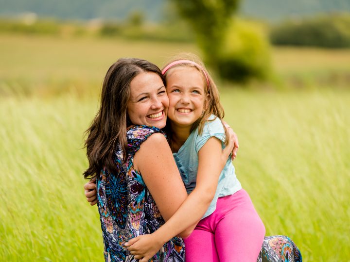 Voici les 10 Conseils à suivre pour élever une fille heureuse et responsable