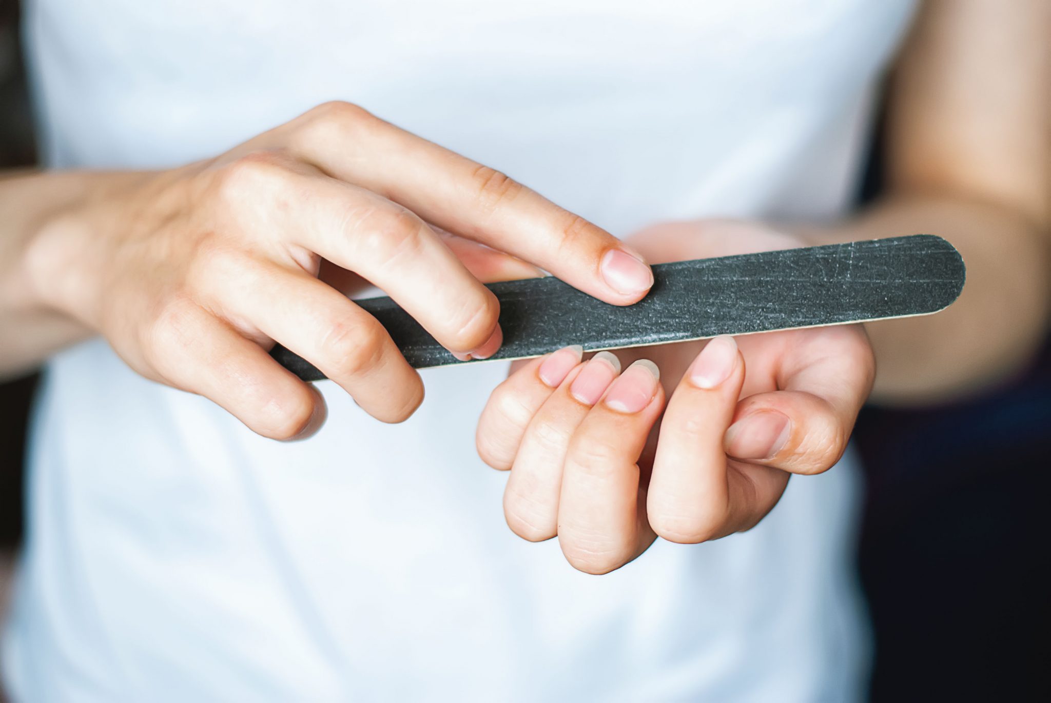 Comment faire une french manucure gel parfaite à la maison