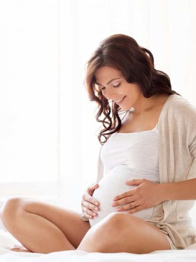 Pregnancy,,Rest,,People,And,Expectation,Concept,-,Happy,Pregnant,Woman