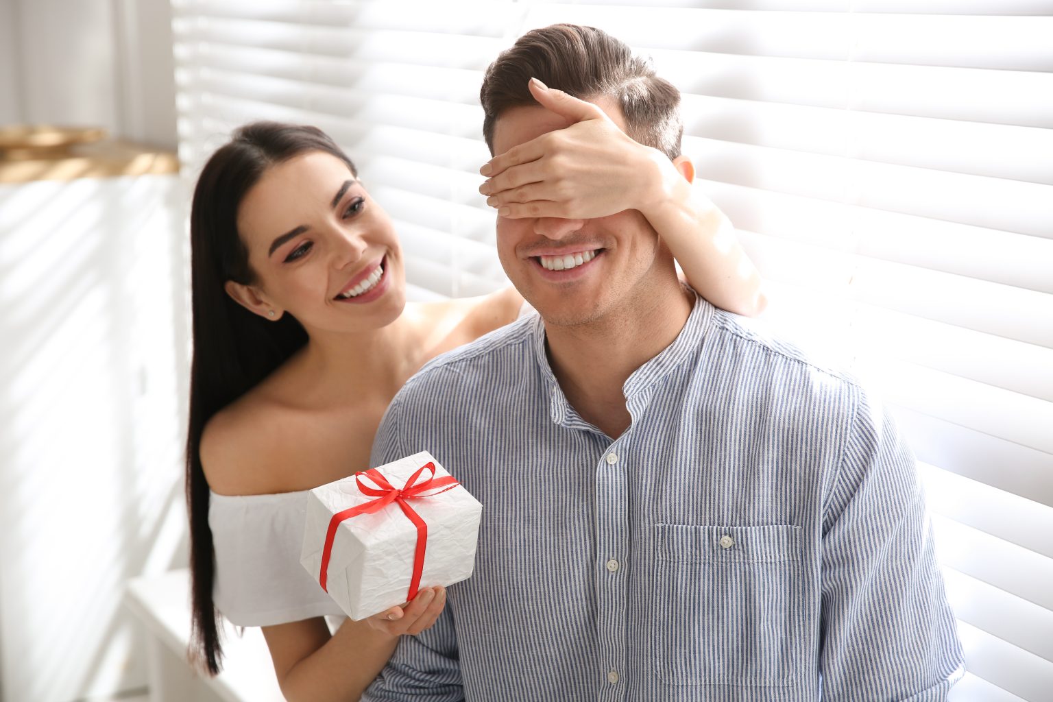 Cadeaux symboliques pour couple : 156 Idées originales et touchantes