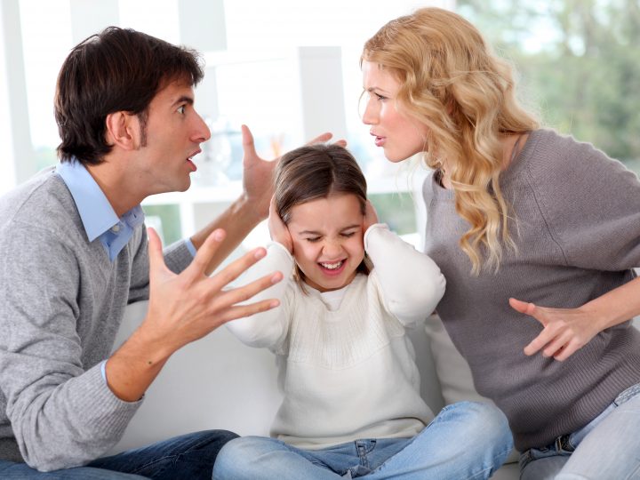 Problème d’autorité : pourquoi votre enfant ne vous prend-il pas au sérieux ?
