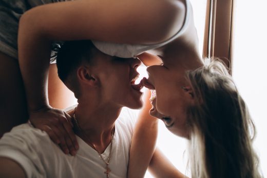 Voici une formule magique d'amour simple à prononcer pour le rendre fou