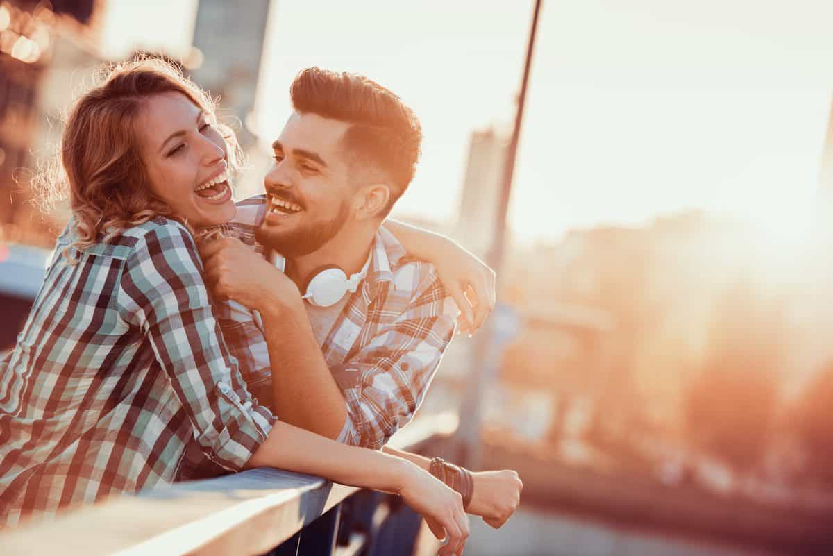 Voici les 3 Rituels que pratiquent les couples heureux TOUS LES JOURS