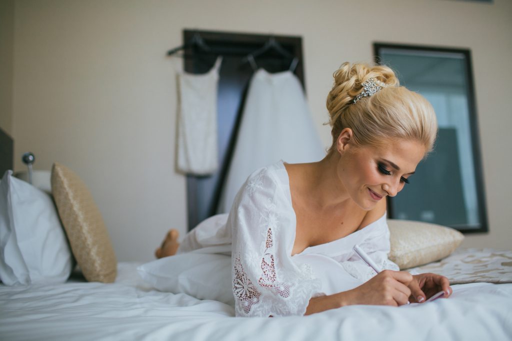 Discours de témoin de mariage touchant astuces, conseils et 7 exemples