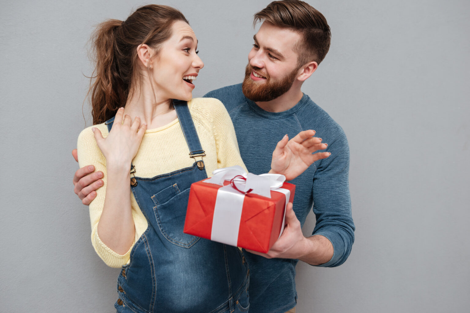 Cadeau pour femme enceinte : 39 Idées originales et touchantes