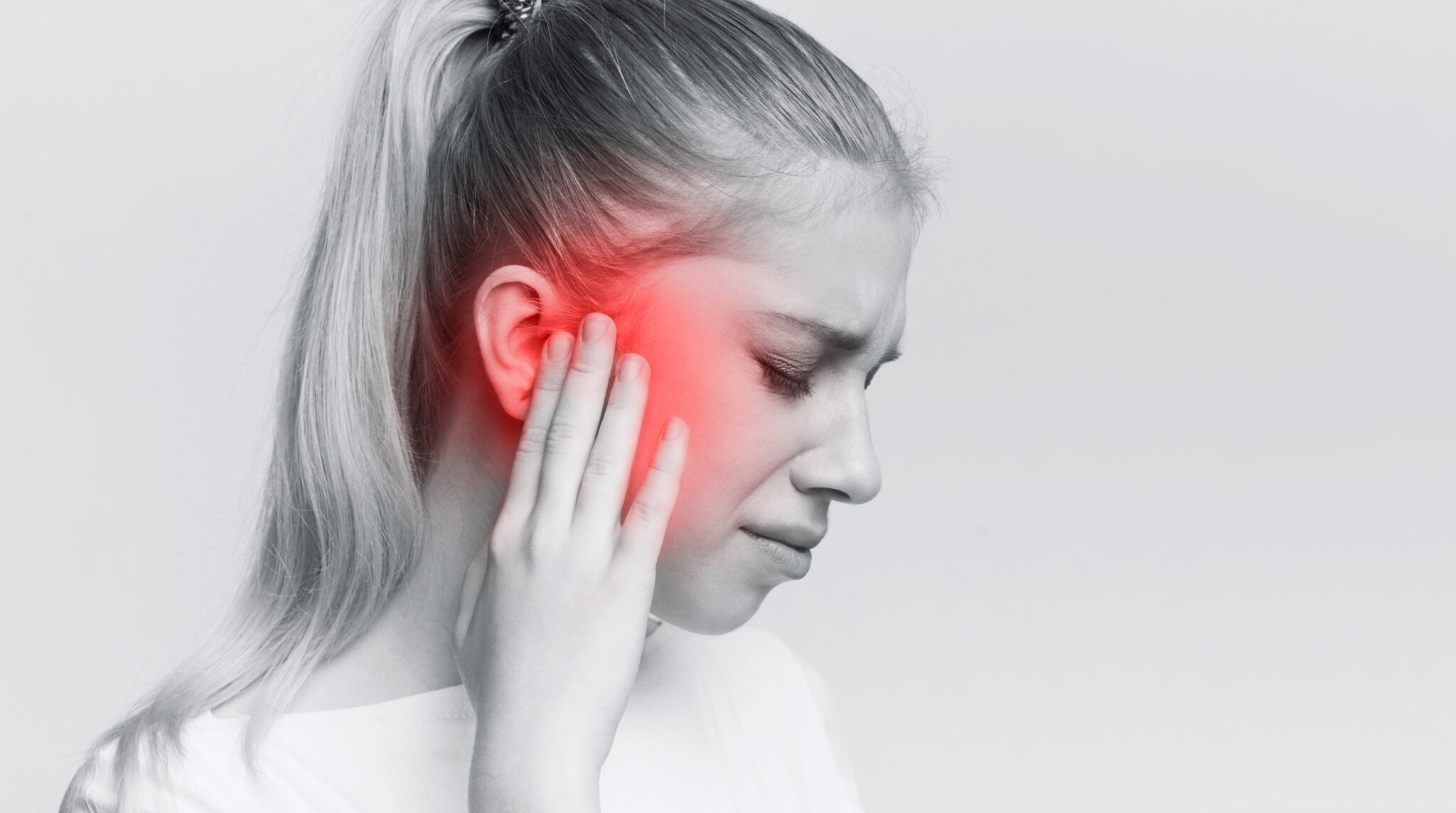 Douleur oreille gauche ou droite signification spirituelle et traitement