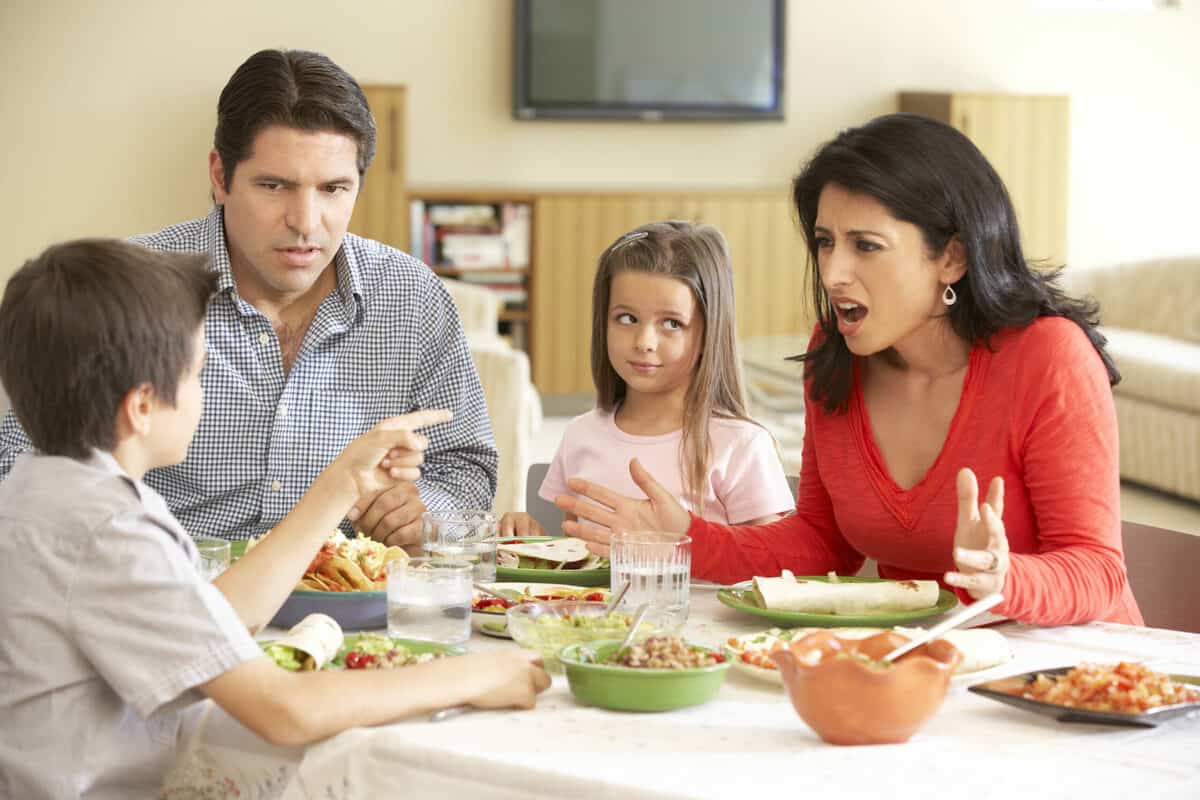 Quelles sont les causes des problèmes familiaux et comment s’en sortir ?