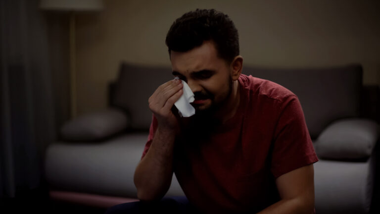 Être blessé par quelqu'un qu'on aime : comment guérir sa blessure d'amour