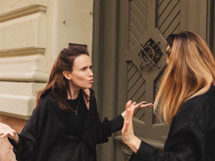 Voici 8 Signes qui indiquent que vous devez mettre un terme à votre amitié