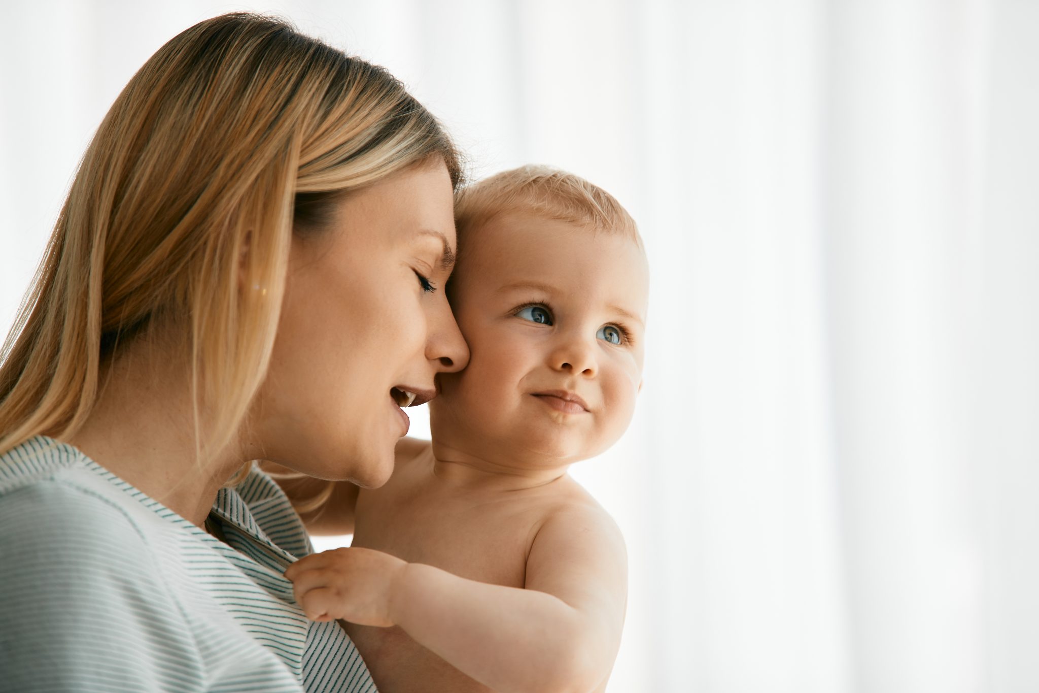 Connexion avec l'âme du bébé et de l'enfant main image 1