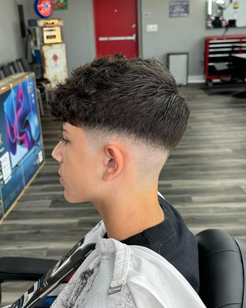 Dégradé bas : 50+ Coupes de low fade pour les hommes chic