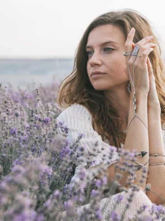 Beautiful,Model,Walking,In,Spring,Or,Summer,Lavender,Field.,Boho