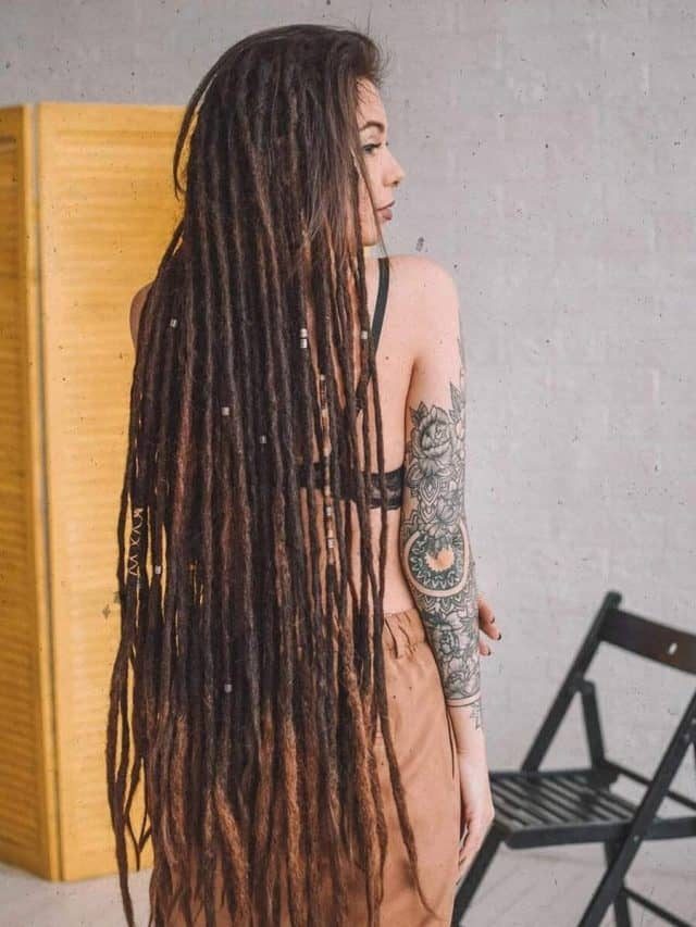 32 Idées uniques de dreadlocks pour les personnes modernes et sensuelles