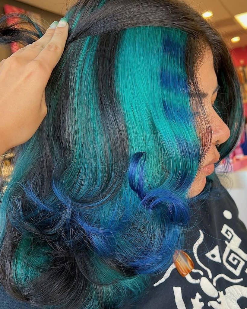 Aqua hair inspiration These talented artists used Lunar Tides. Tap to see more #lunartideshair #tealhair #bluehairinspo #lunartides